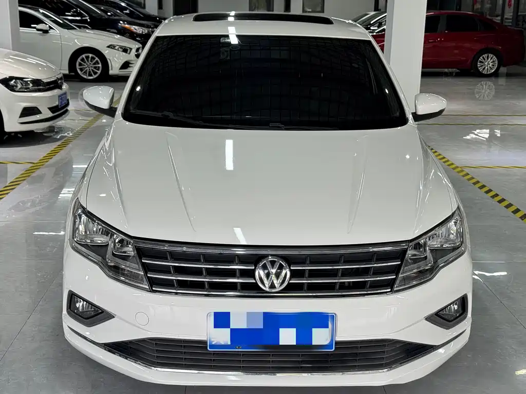 Volkswagen Jetta — миниатюра 3
