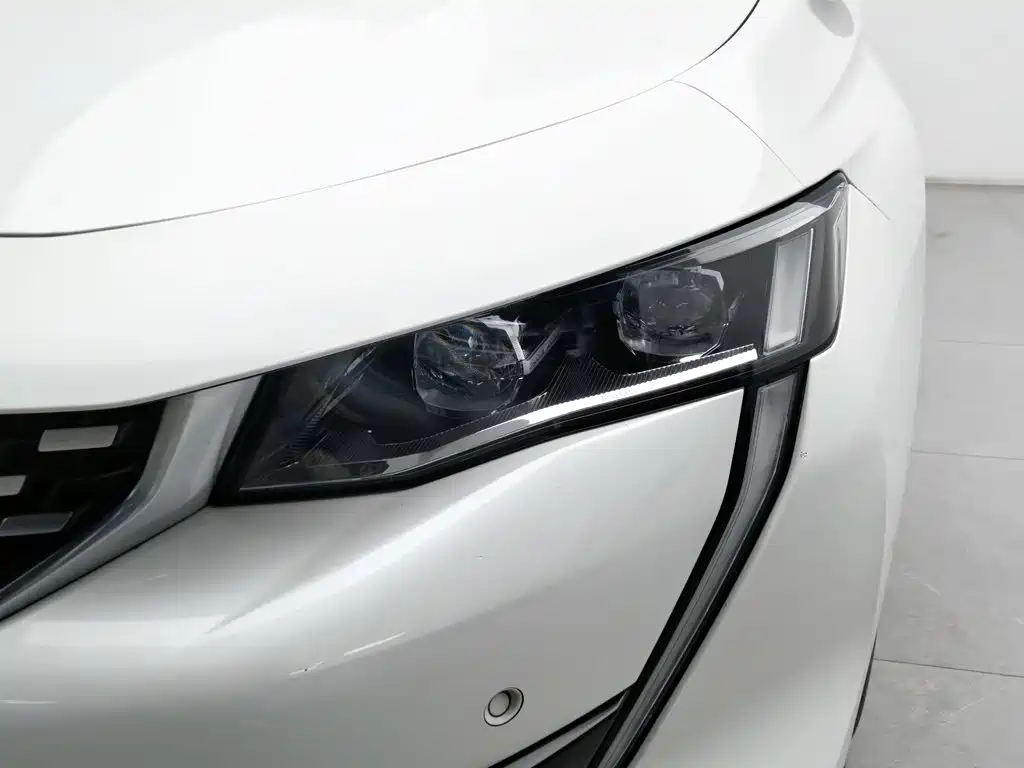 Peugeot 508 — миниатюра 7