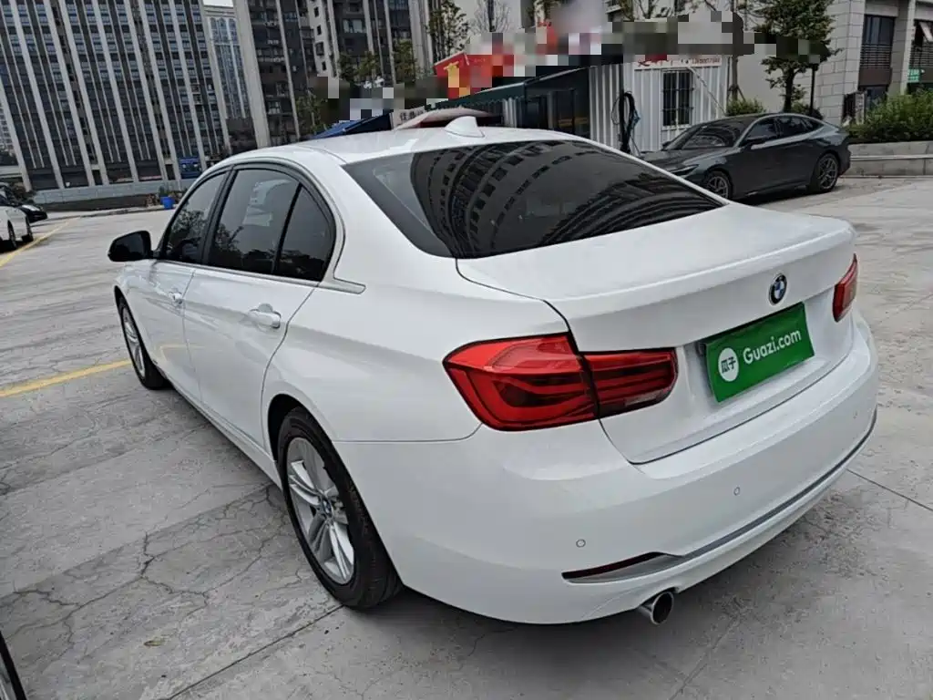 BMW 3 Series — миниатюра 5