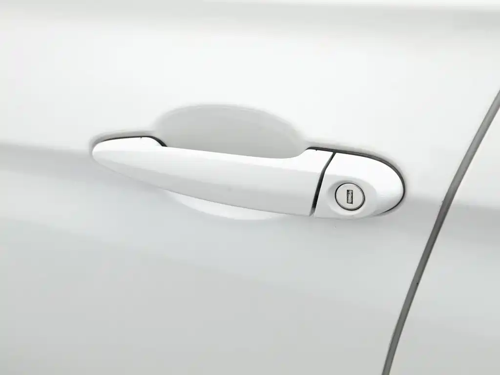 BMW 3 Series — миниатюра 18