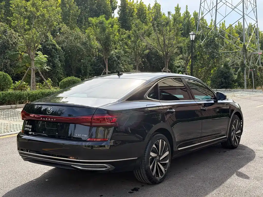 Volkswagen Passat — миниатюра 9