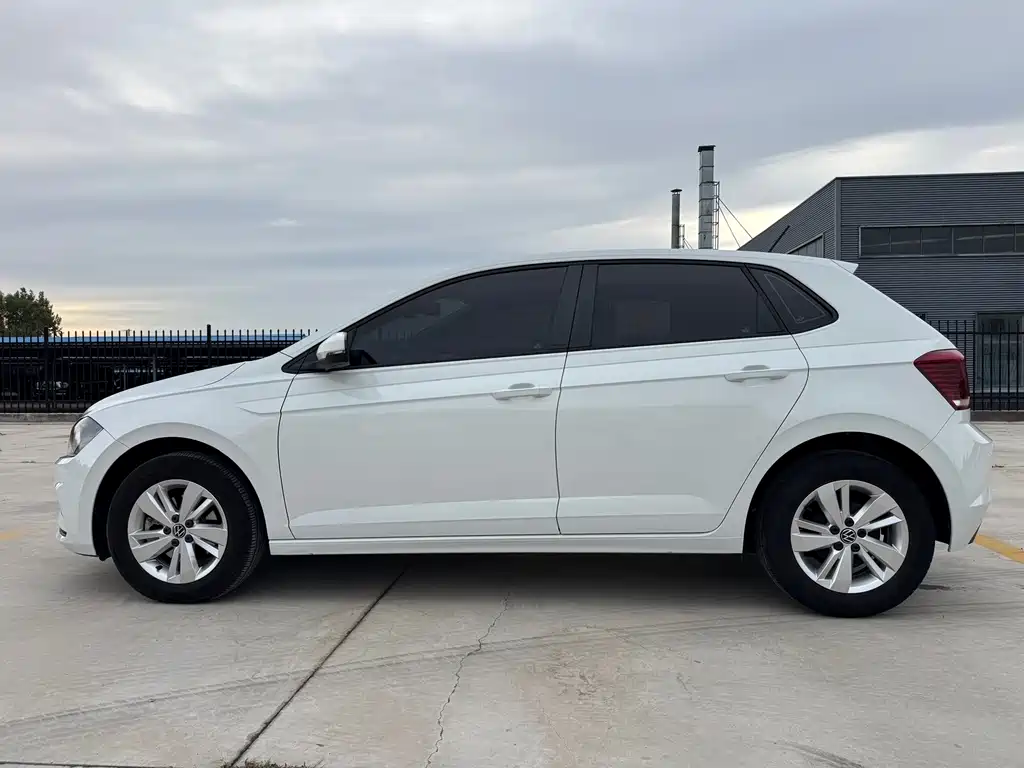 Volkswagen Polo — миниатюра 4
