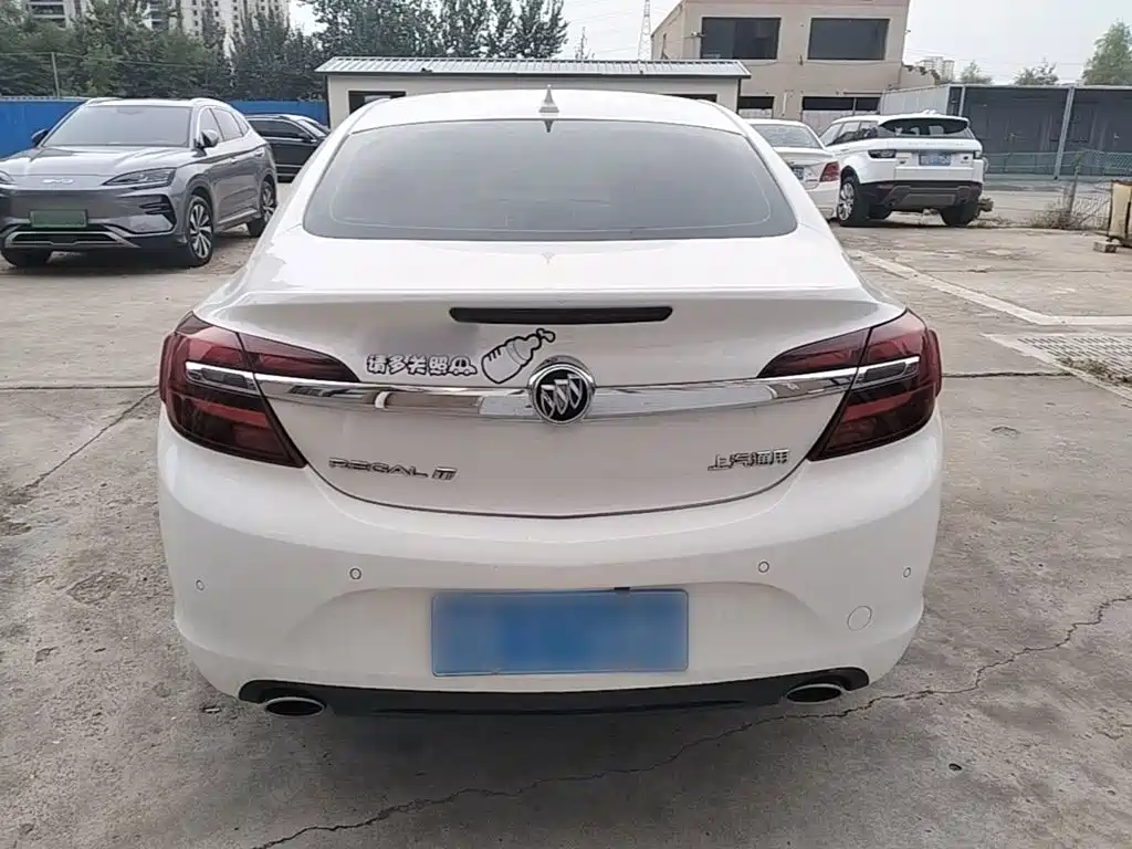 Buick Regal — миниатюра 6