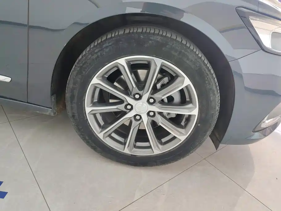 Buick LaCrosse — миниатюра 6
