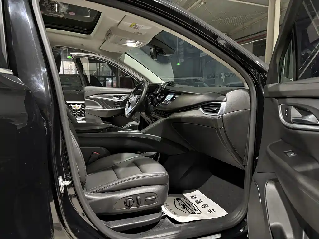 Buick Enclave — миниатюра 11