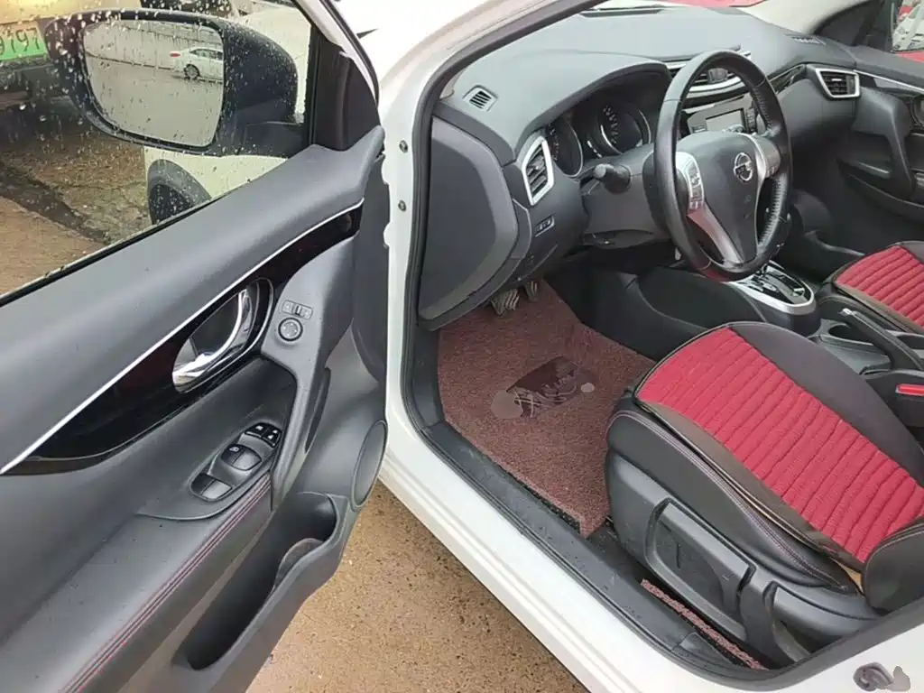 Nissan Qashqai — миниатюра 16