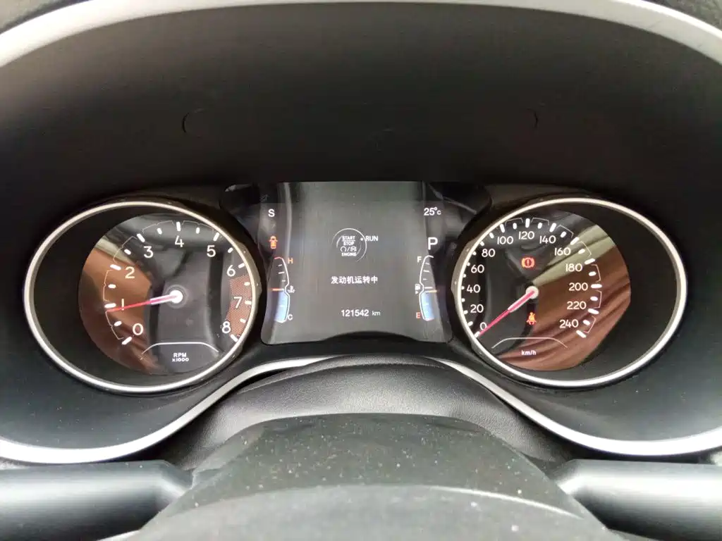 Jeep Compass — миниатюра 12