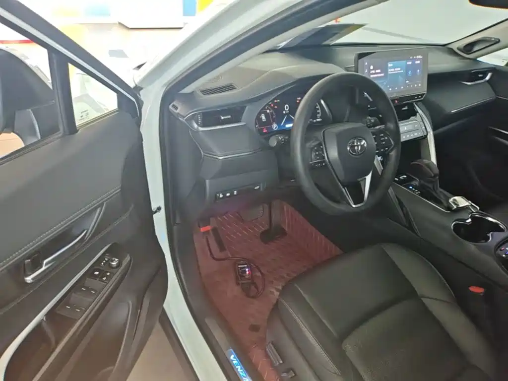 Toyota Venza — миниатюра 16
