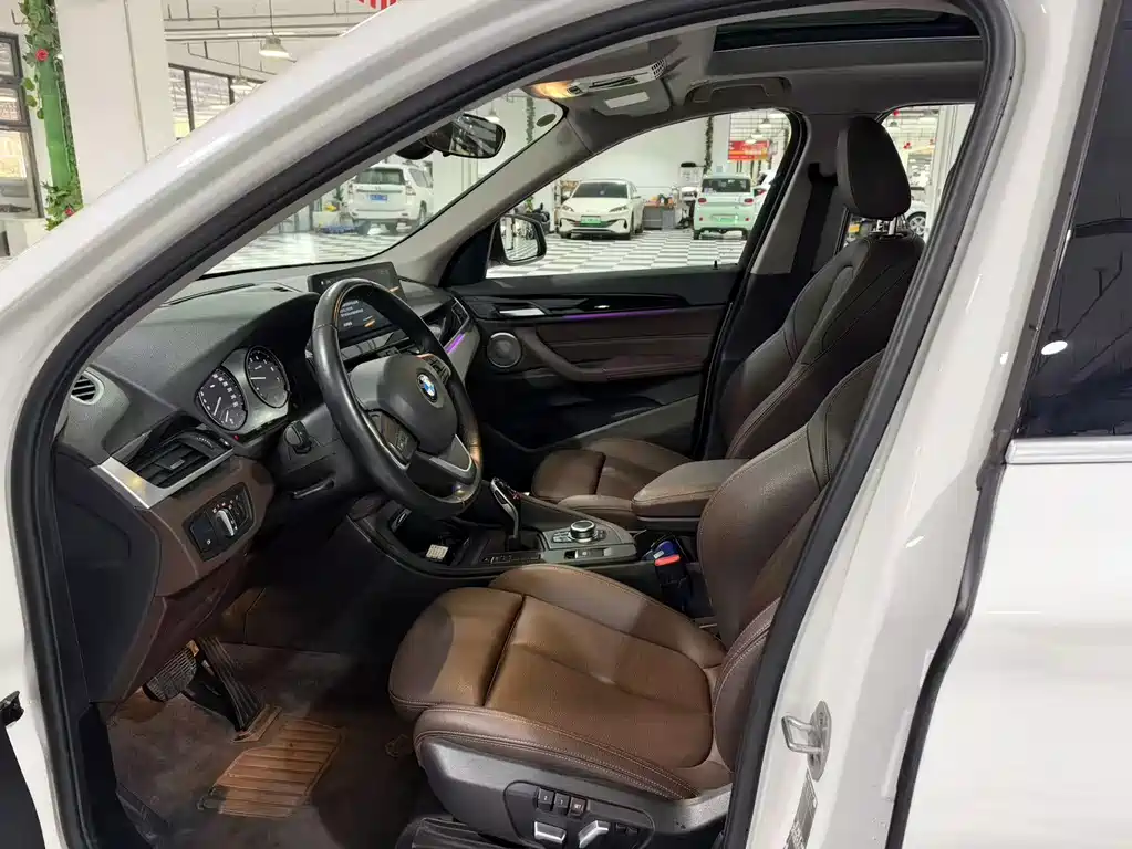 BMW X1 — миниатюра 9