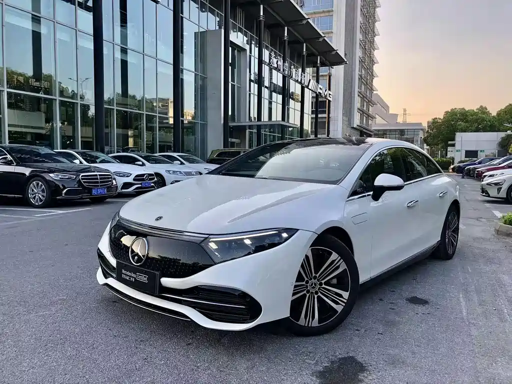 Mercedes-Benz EQS 2023 450+