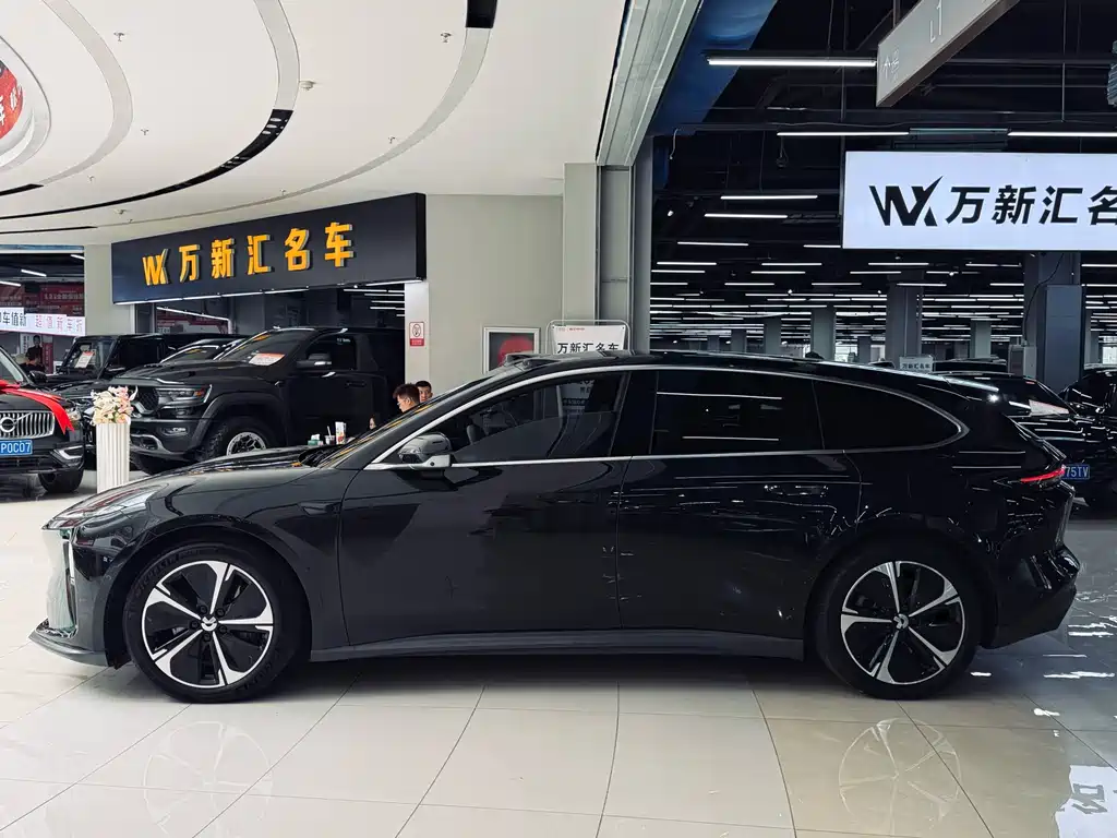 NIO ET5T 2024 75kWh Touring