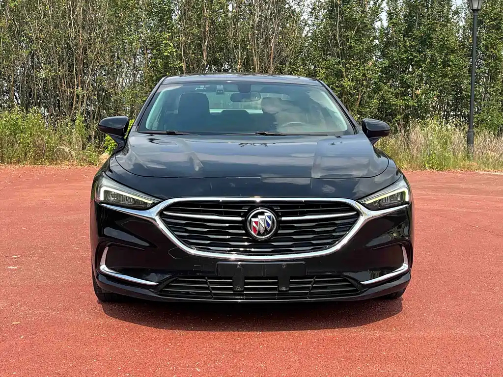 Buick LaCrosse — миниатюра 2