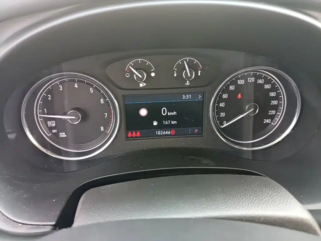 Buick LaCrosse — миниатюра 12