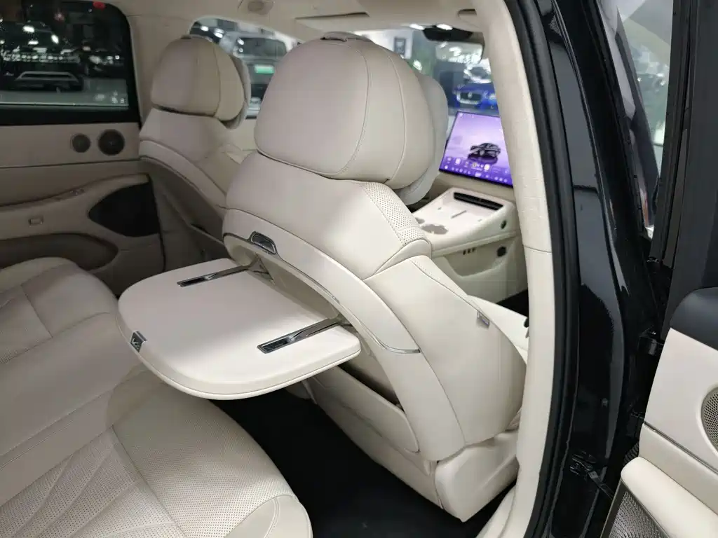 VOYAH Passion L — миниатюра 18