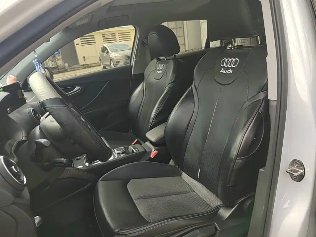 Audi Q2L e-tron — миниатюра 15