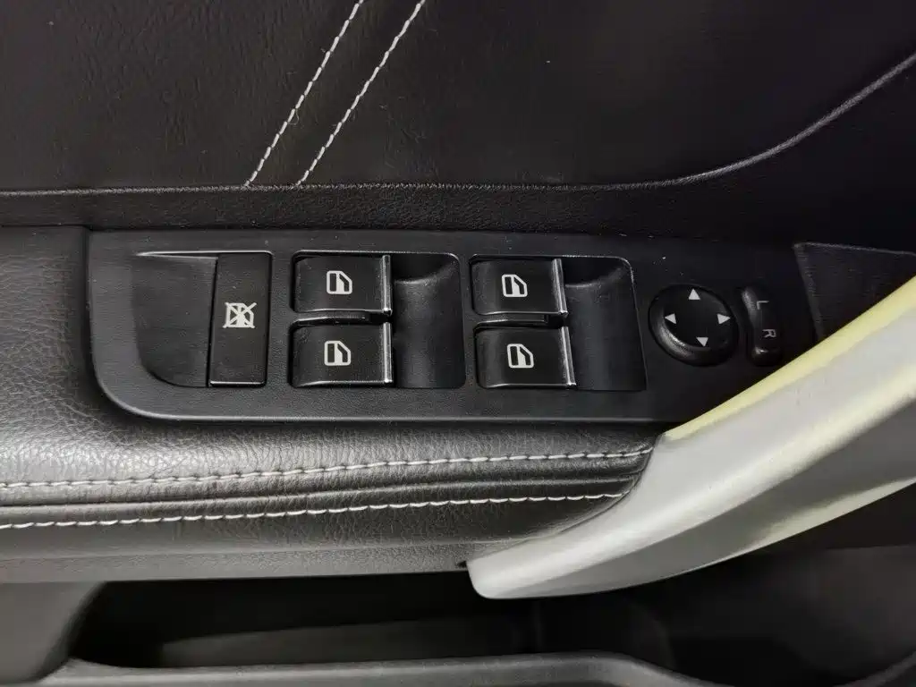 Geely Emgrand — миниатюра 9