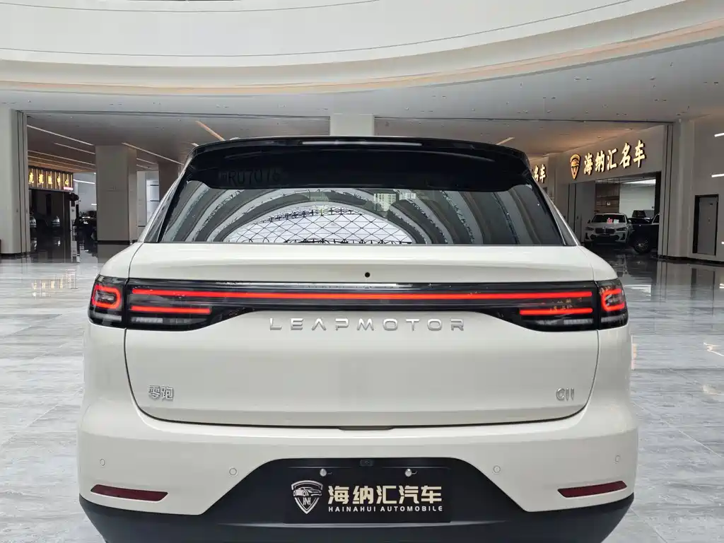 Leapmotor C11 2026 300