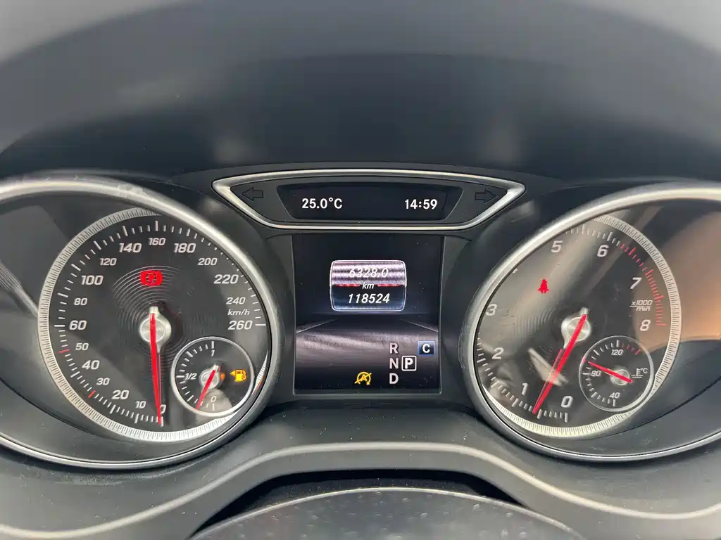 Mercedes-Benz CLA (Import) — миниатюра 17