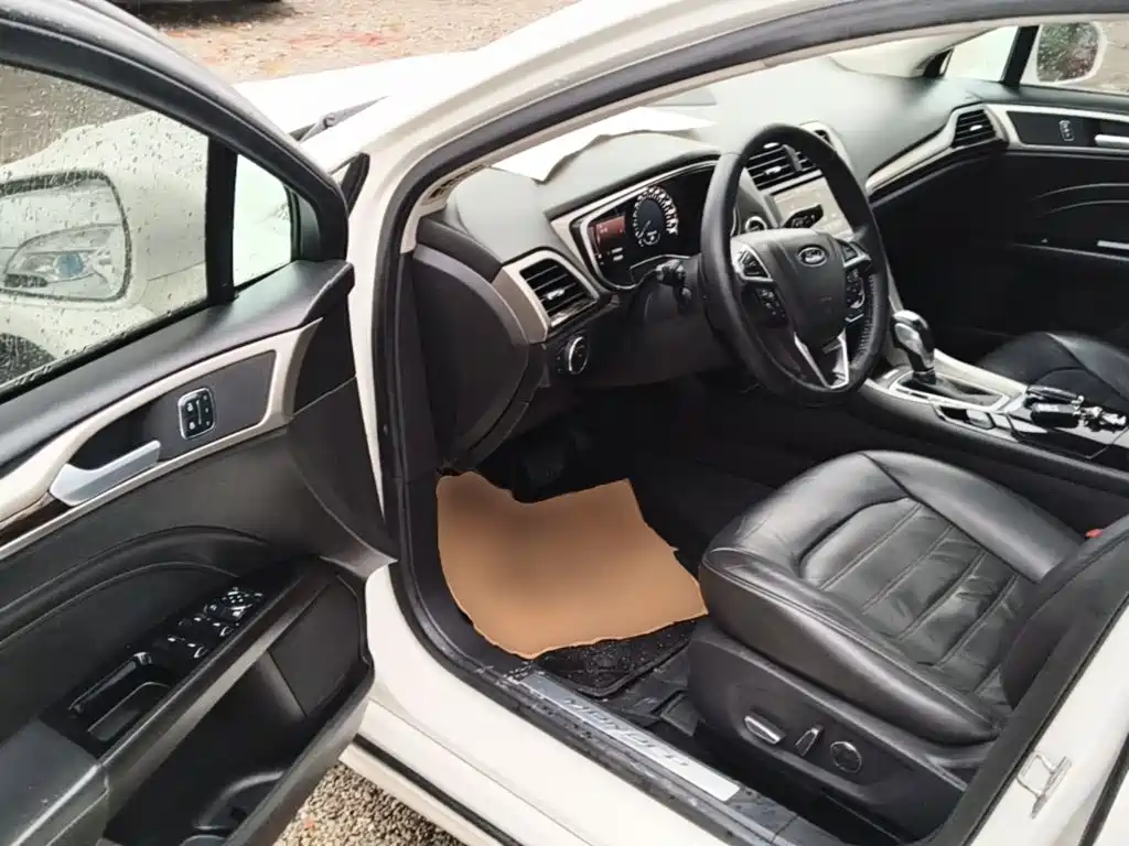 Ford Mondeo — миниатюра 16