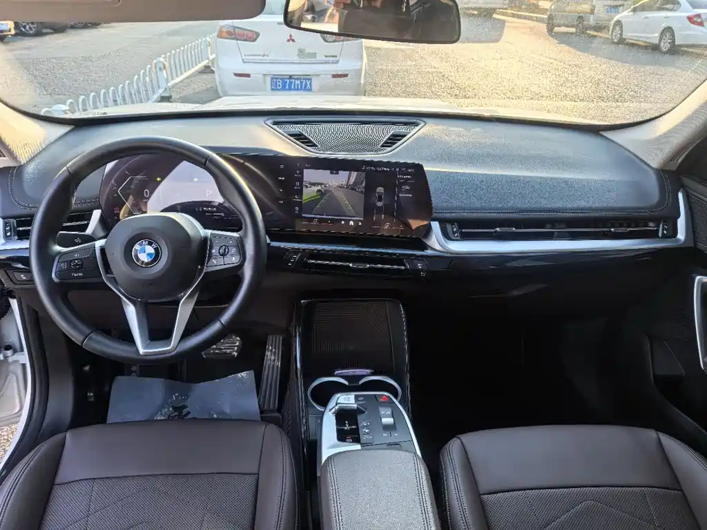 BMW X1 2023 sDrive20Li X