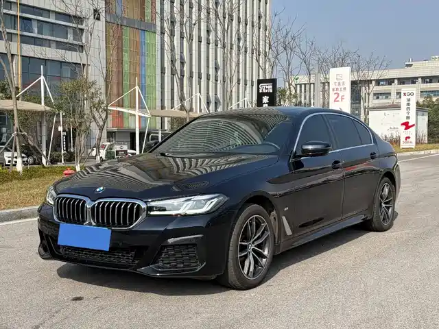 BMW 5 SERIES 2023