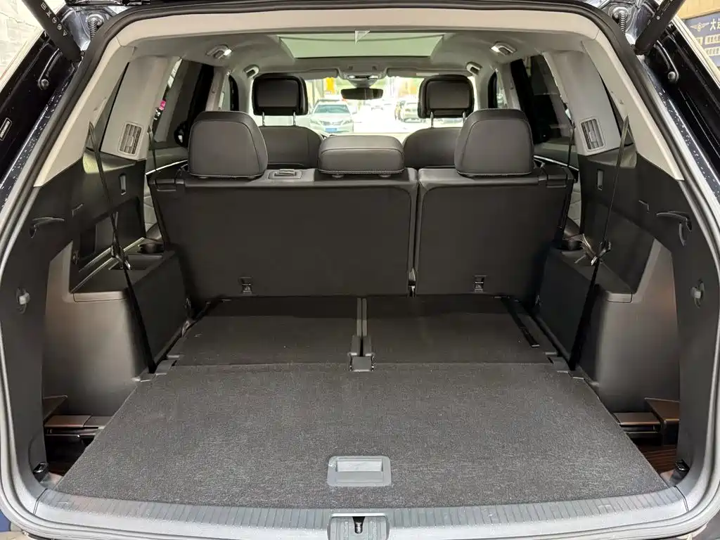 Volkswagen Teramont — миниатюра 7