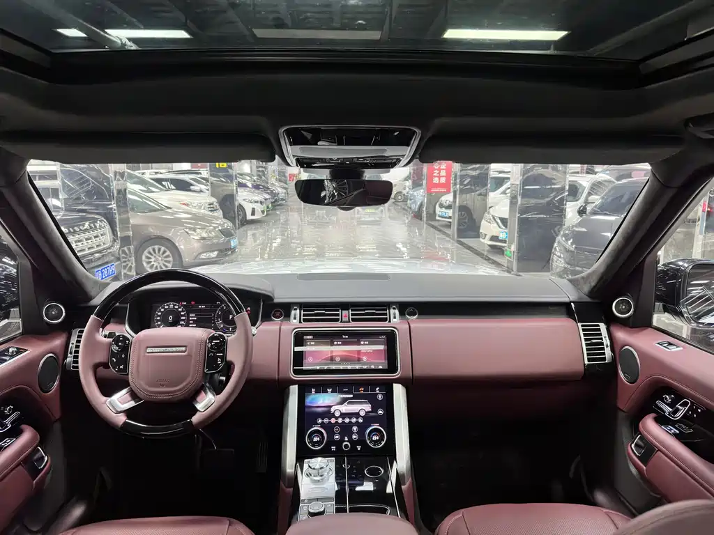 Land Rover Range Rover — миниатюра 13
