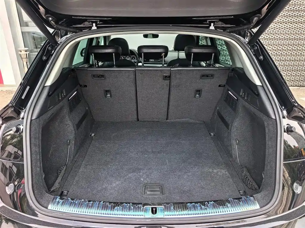 Audi Q5L — миниатюра 14
