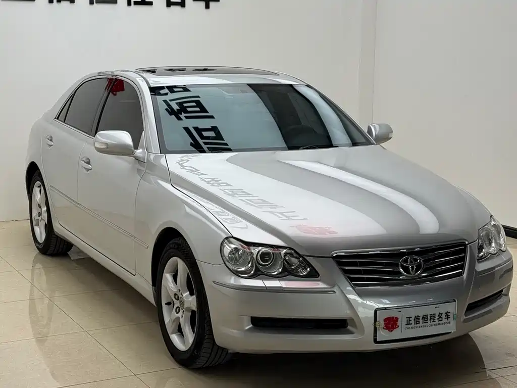 Toyota Reiz — миниатюра 6