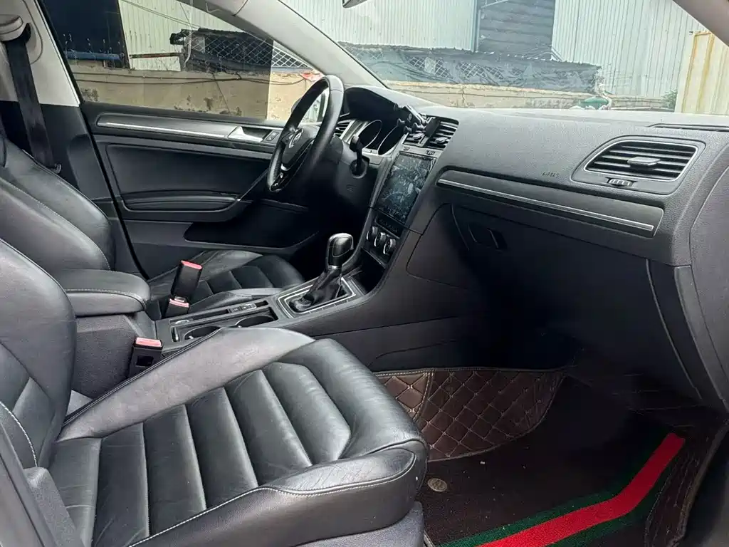 Volkswagen Golf — миниатюра 9