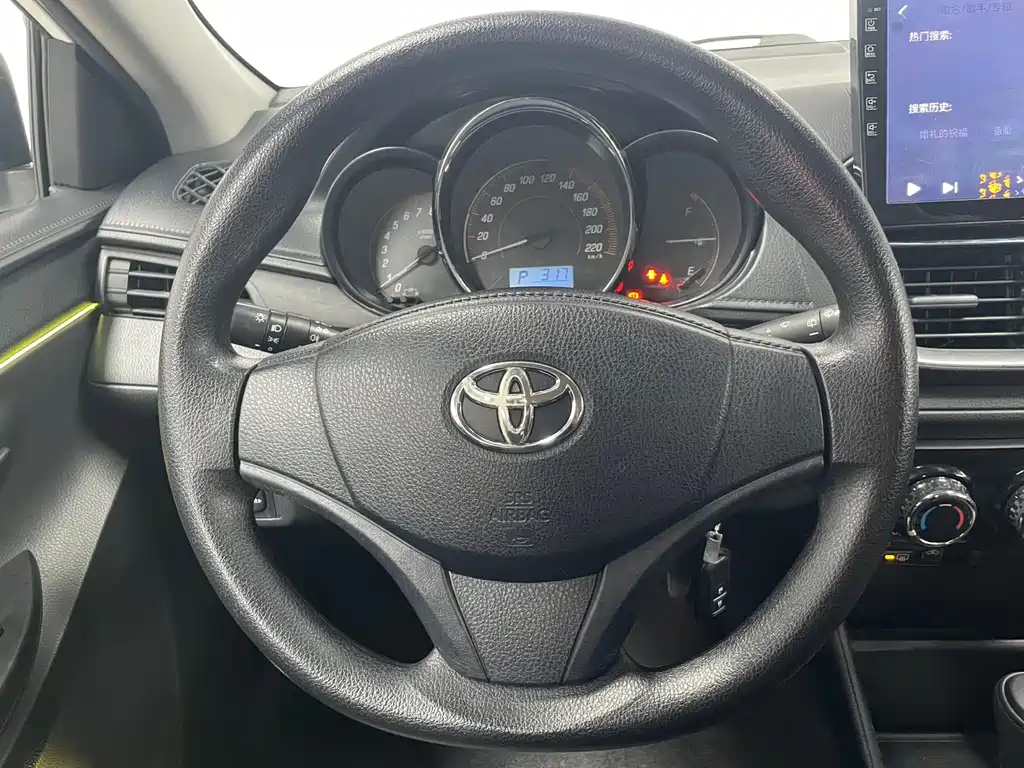 TOYOTA YARIS L ZHIXUAN