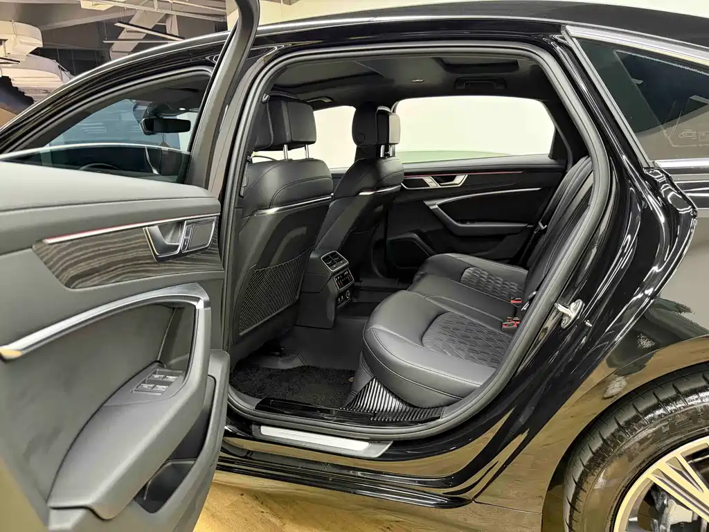 Audi A6L — миниатюра 15