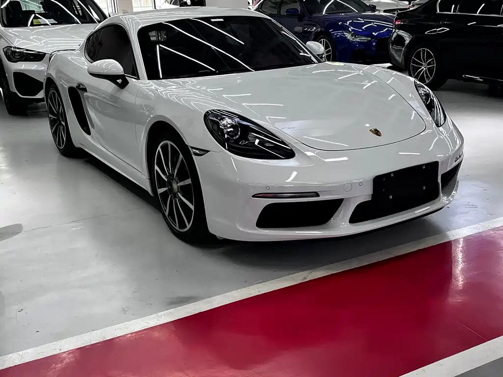 Porsche 718 2018 Cayman 2.0T