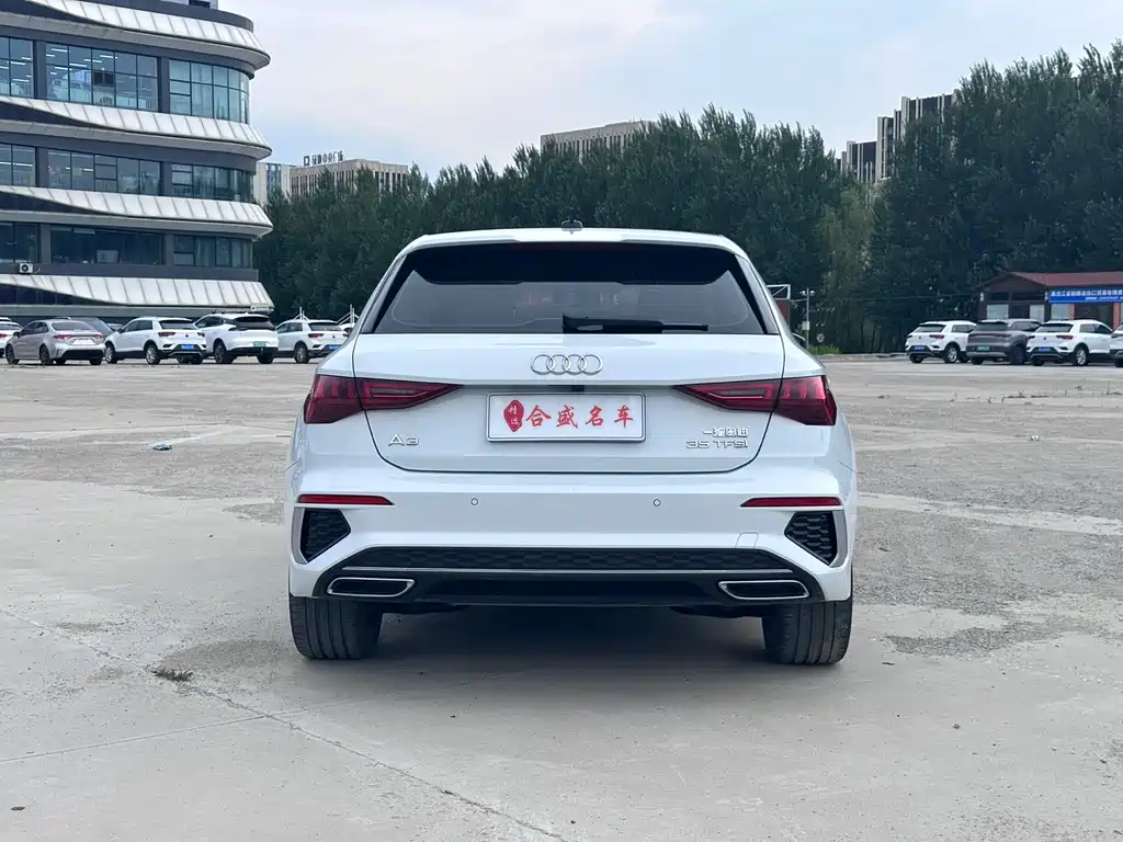 Audi A3 2023 Sportback 35 TFSI Fashion Sport