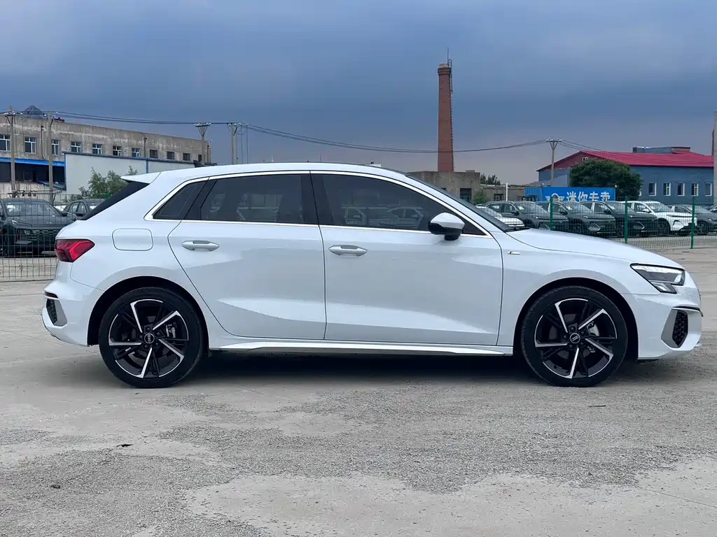 Audi A3 2023 Sportback 35 TFSI Fashion Sport
