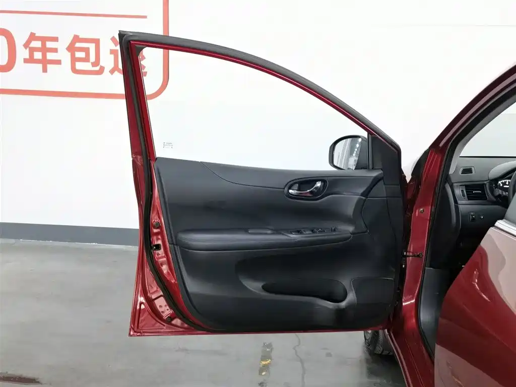 Nissan Tiida 2011 1.6L MT