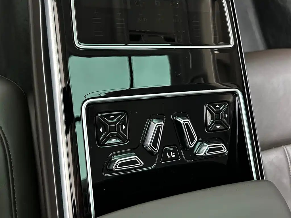 Audi A8 — фотографии объявления, Фото 14