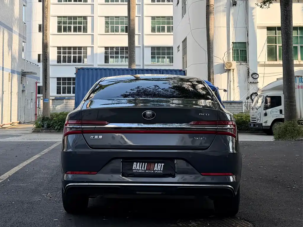 BYD Qin Pro NEV — миниатюра 5