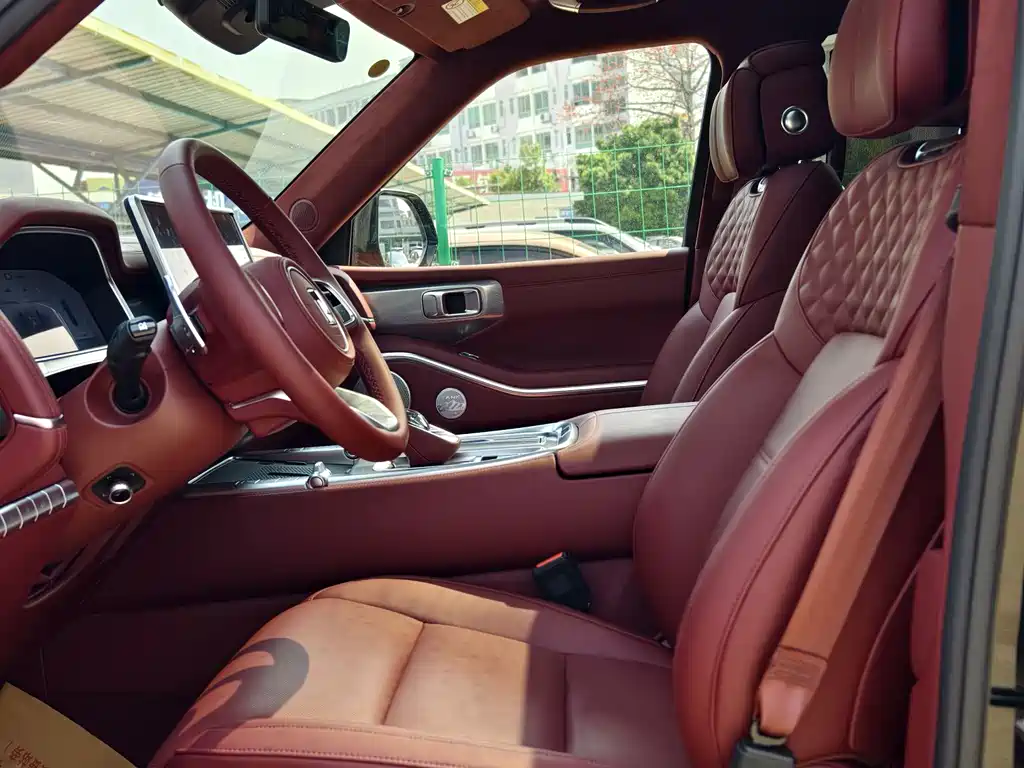 TANK TANK 700 NEW ENERGY