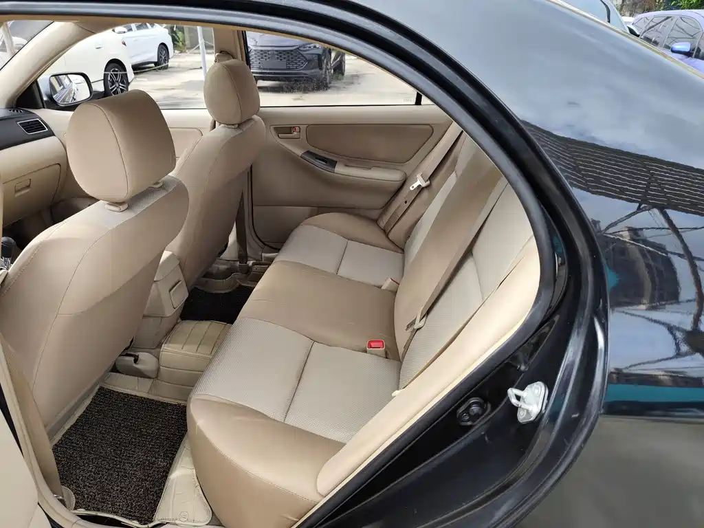 Toyota Corolla 2013 1.6L AT