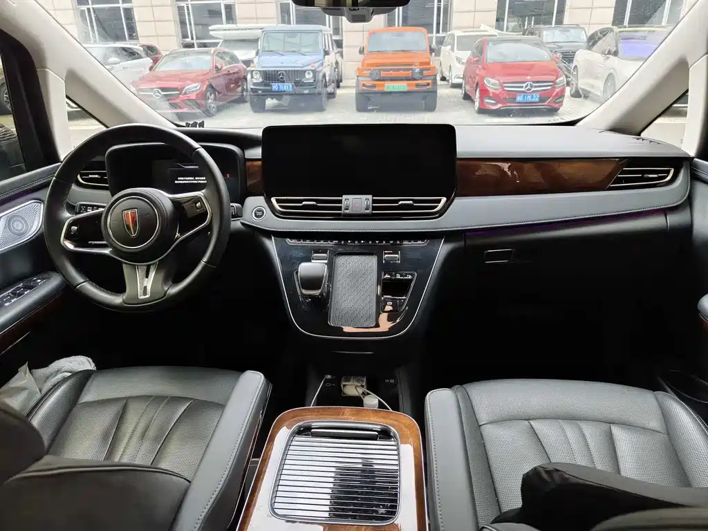 Hongqi Hongqi HQ9 PHEV — миниатюра 18