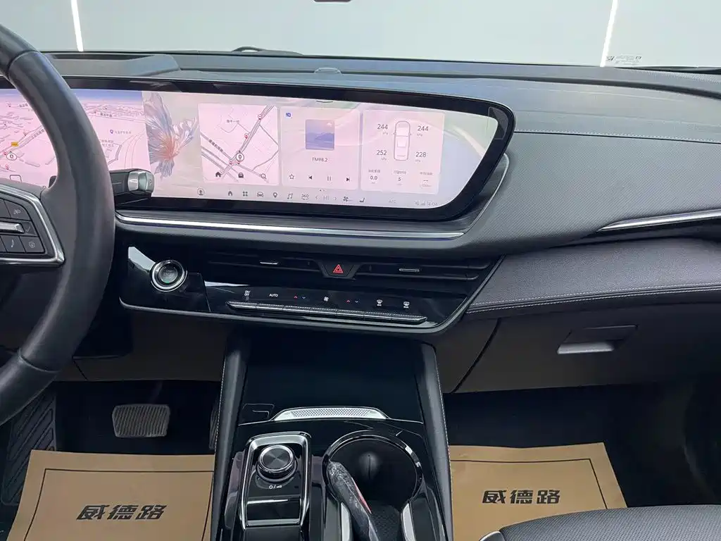 Buick Envision Plus — миниатюра 24