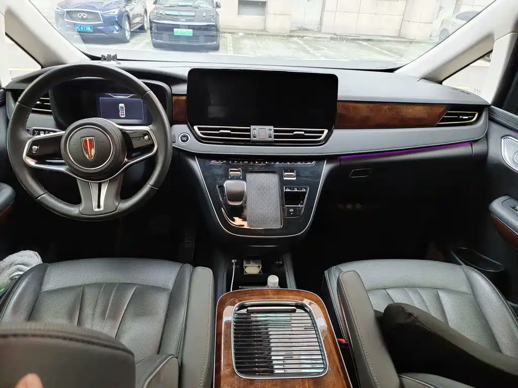 Hongqi Hongqi HQ9 PHEV — миниатюра 13