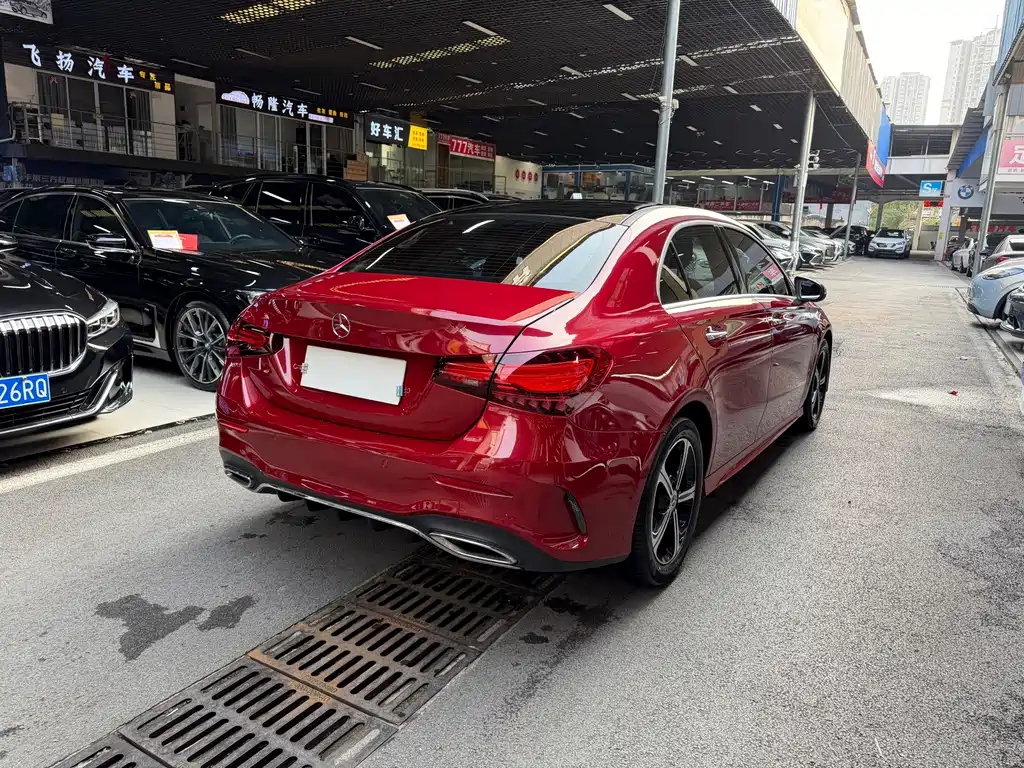 Mercedes-Benz A-Class — миниатюра 7