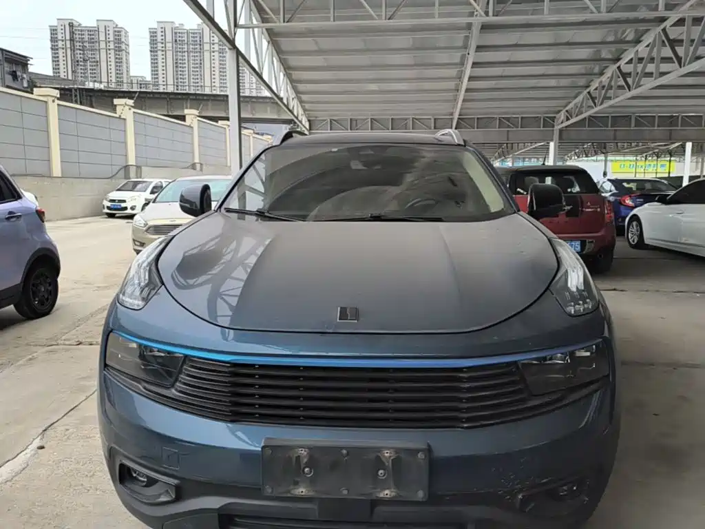 Lynk & Co 01 — миниатюра 3