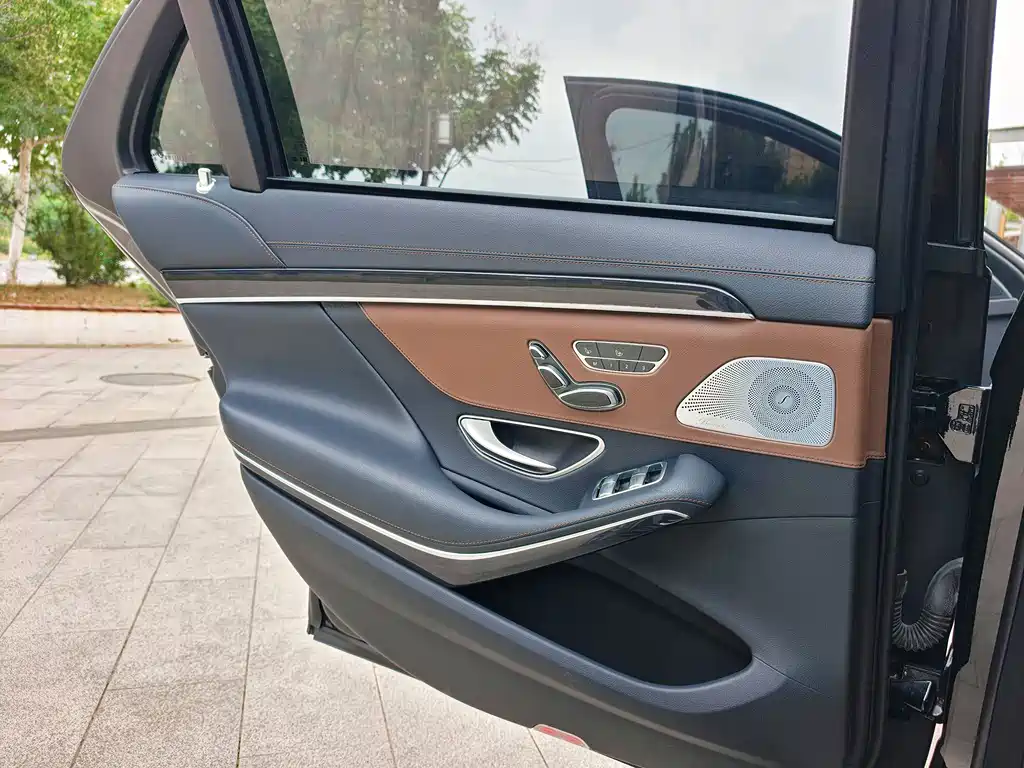 Mercedes-Benz S-Class — миниатюра 15