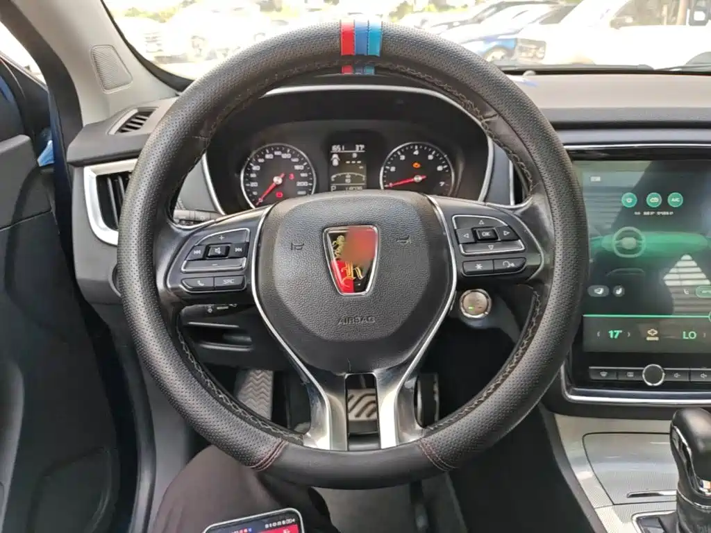 Roewe RX5 — миниатюра 11