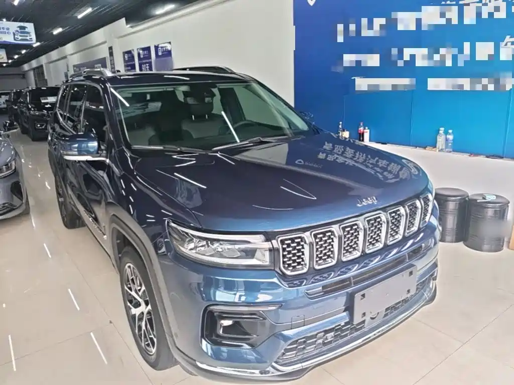 Jeep Grand Commander — миниатюра 4