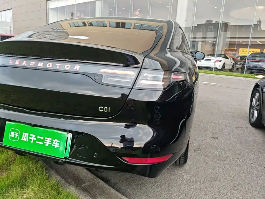 Leapmotor Leapmotor C01 — миниатюра 8