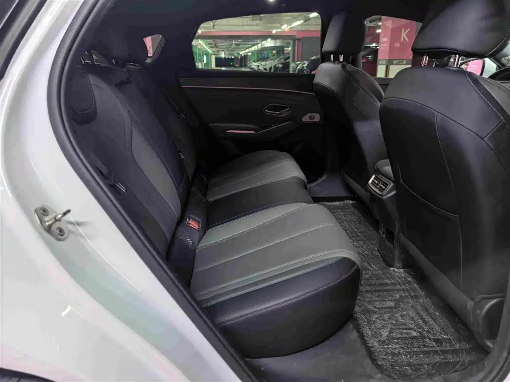 BYD Qin L — миниатюра 14